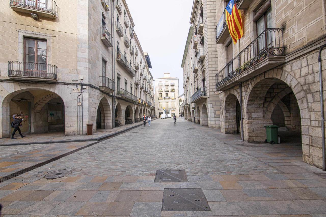 Apartamento Tr Auriga En El Barri Vell Girona Bagian luar foto